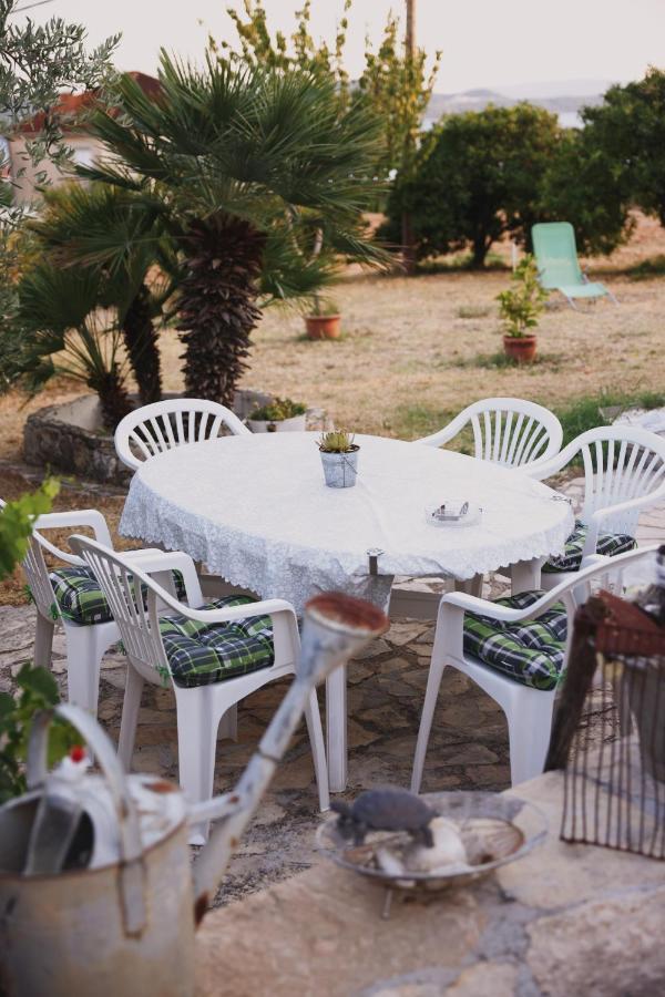 Apartment Blanka With A Beautiful View Of Trogir Buitenkant foto